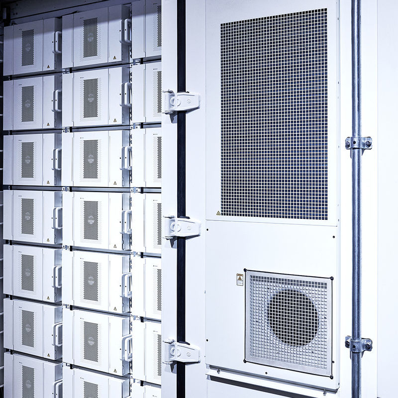Système de stockage d'énergie solaire pour ménage extérieur